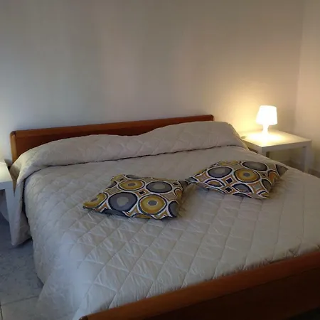 La Casina Gialla 2 Apartament *