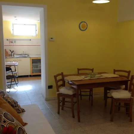 Apartament La Casina Gialla 2 La Spezia